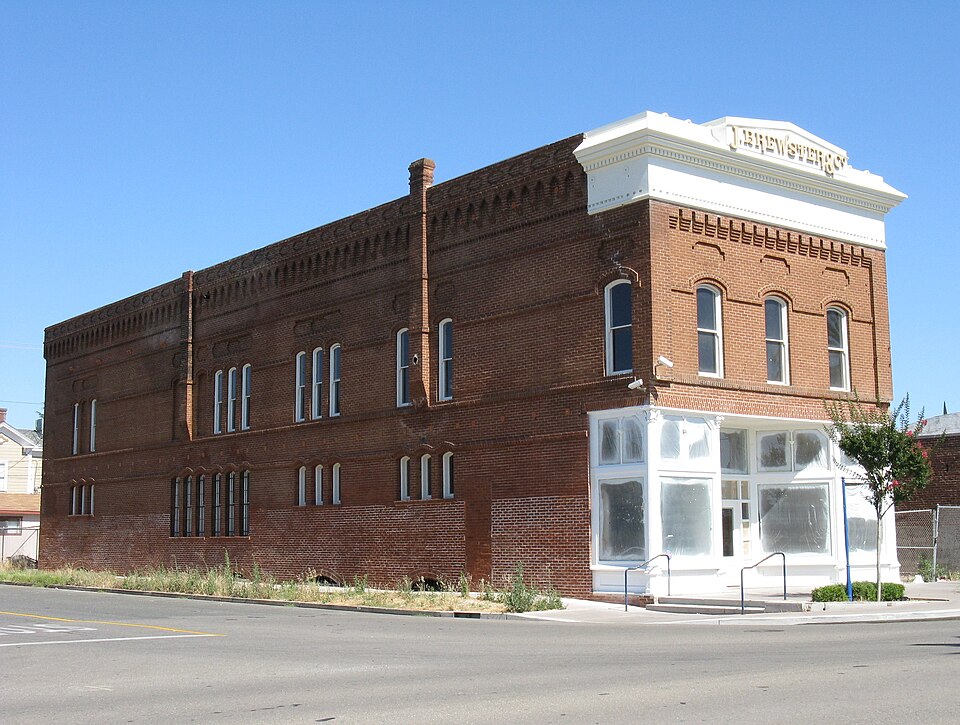 Photograph of Brewster Building