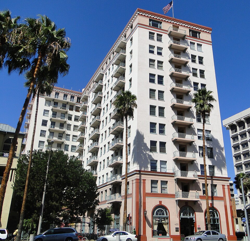 Photograph of Cooper Arms Apartments