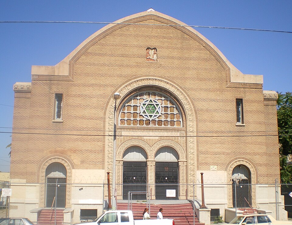 Photograph of Breed Street Shul