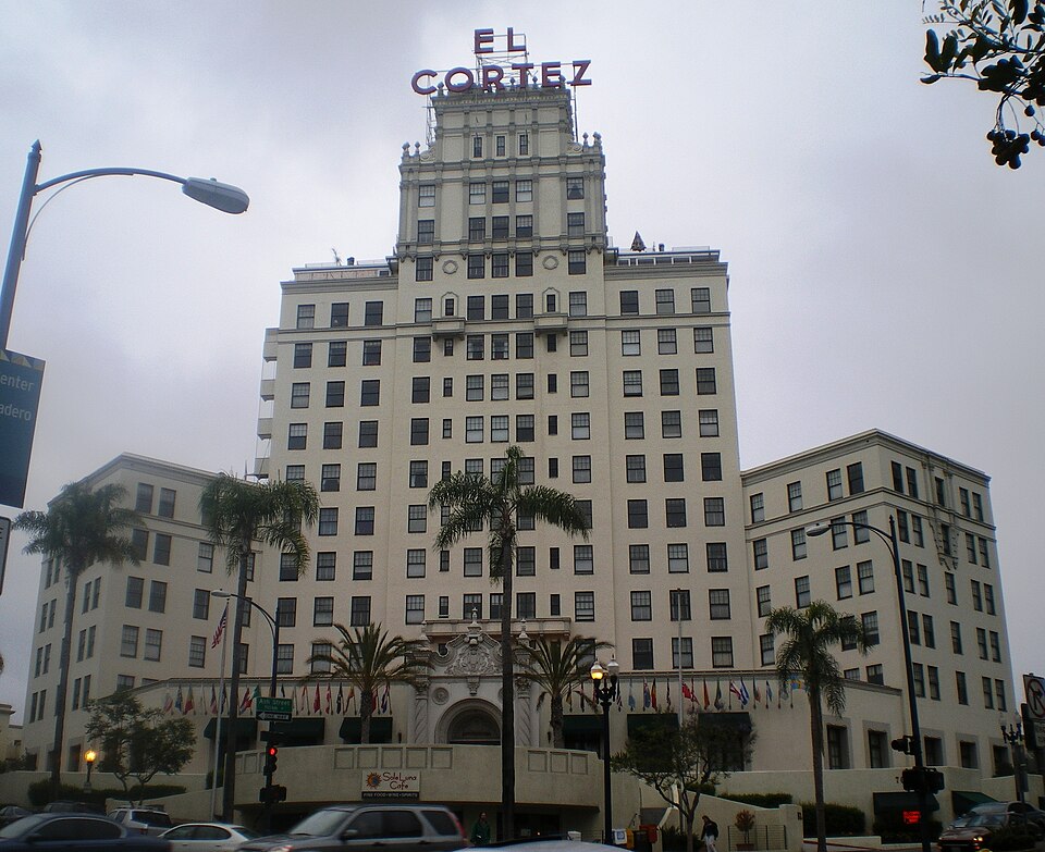 Photograph of El Cortez Apartment Hotel