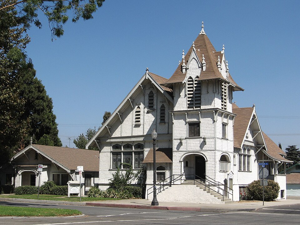 Photograph of First Christian Church of Rialto