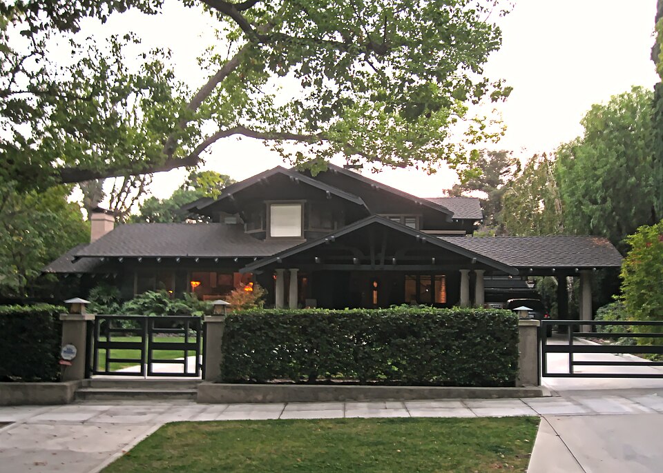 Photograph of House at 674 Elliot Drive