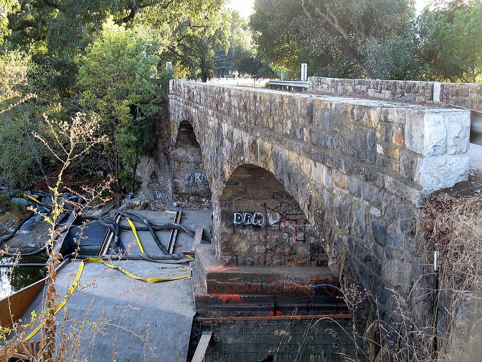 Photograph of Napa River Bridge on Zinfandel Lane