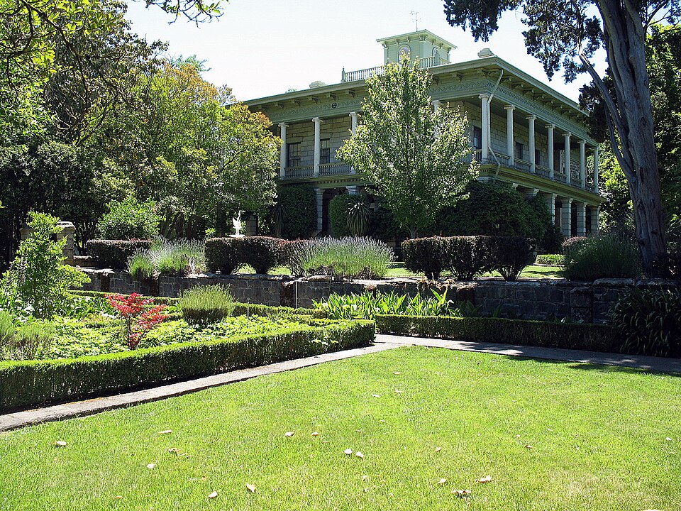 Photograph of Temelec Hall