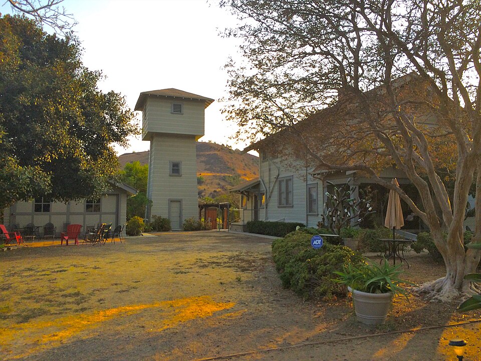 Photograph of Roger Y. Williams House