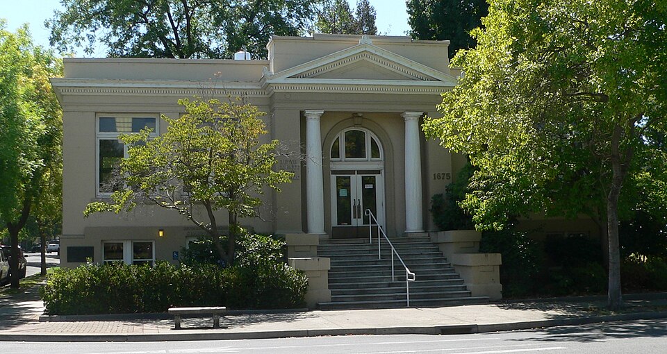 Photograph of Oroville Carnegie Library