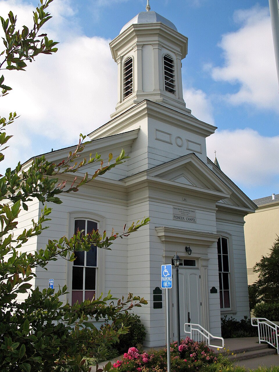 Photograph of Eden Congregational Church