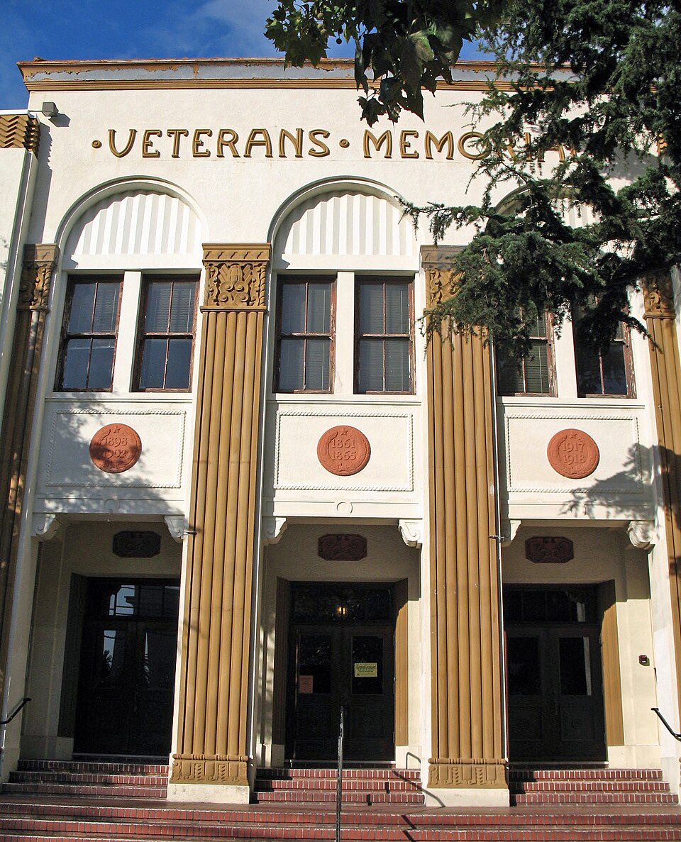 Photograph of Alameda Veterans' Memorial Building