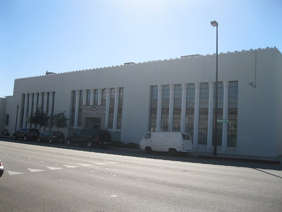 Photograph of Royal Laundry Complex