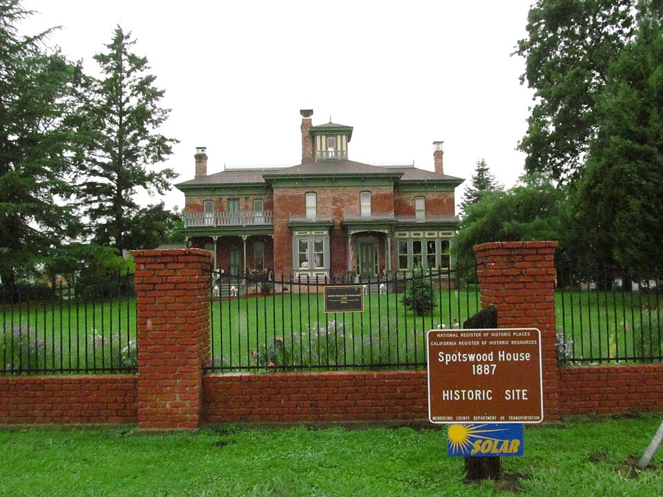 Photograph of Spotswood House