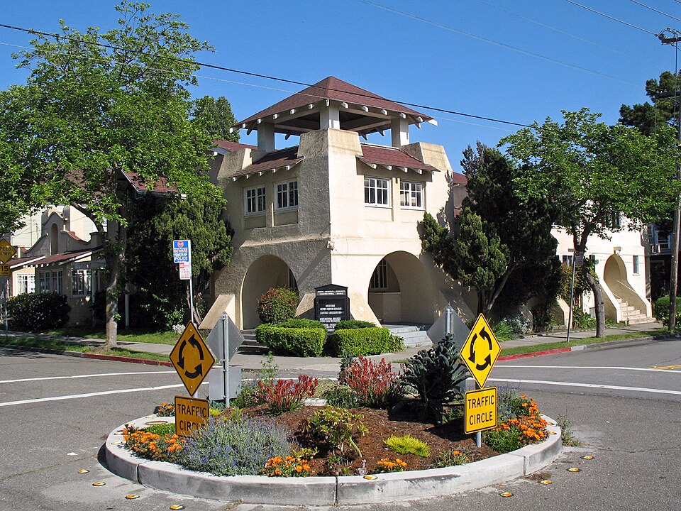 Photograph of South Berkeley Community Church