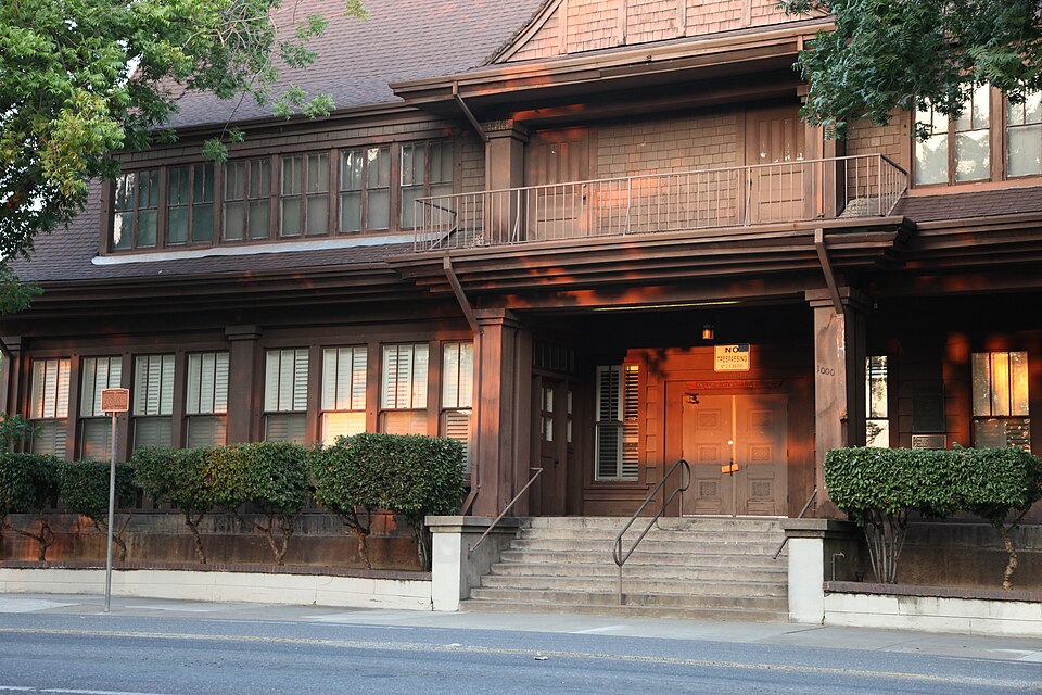 Photograph of Philomathean Clubhouse