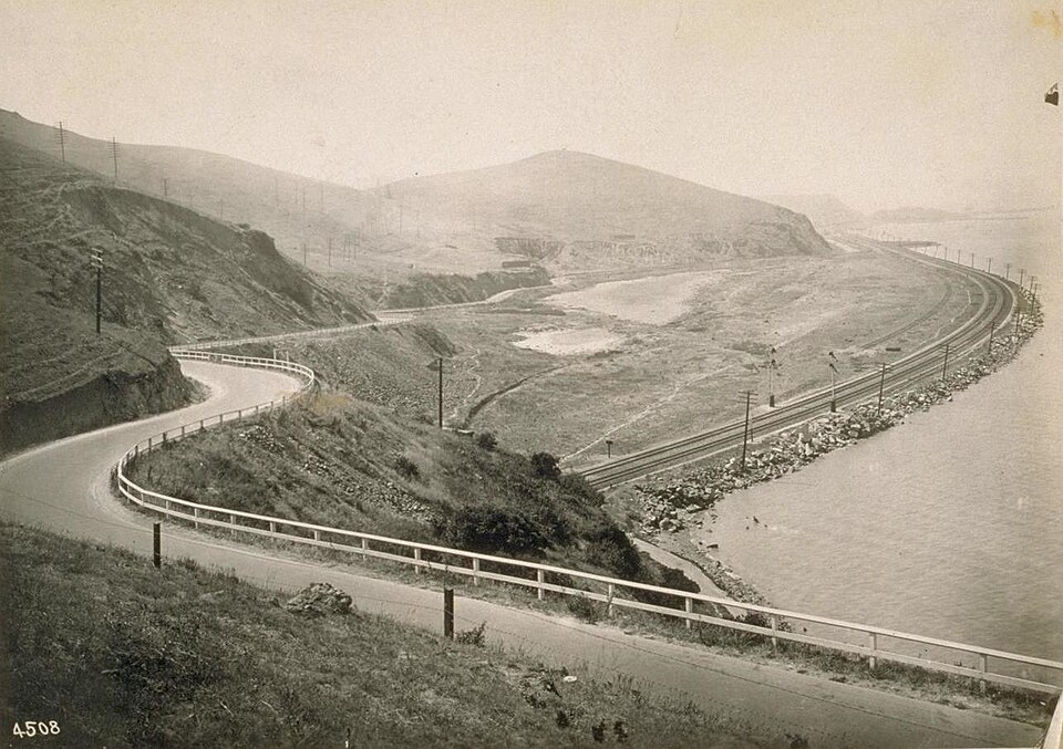 Photograph of Bayshore Cutoff