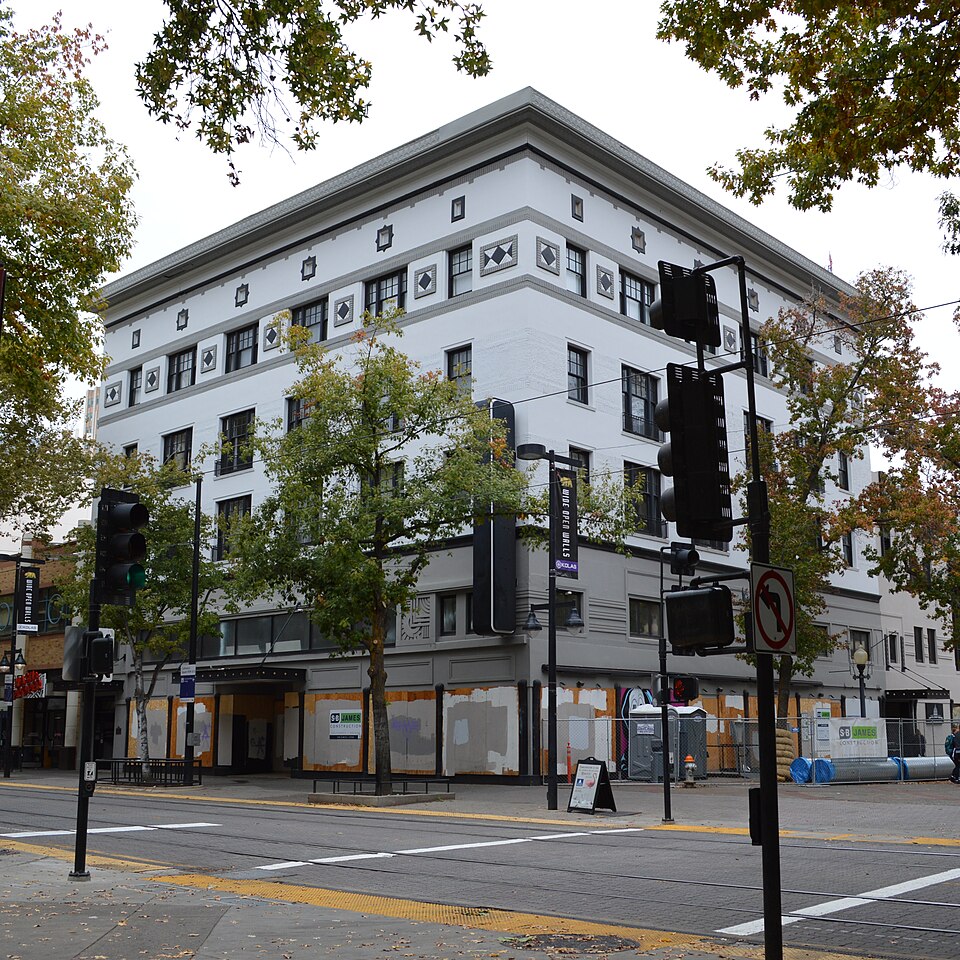Photograph of Mohr and Yoerk Market