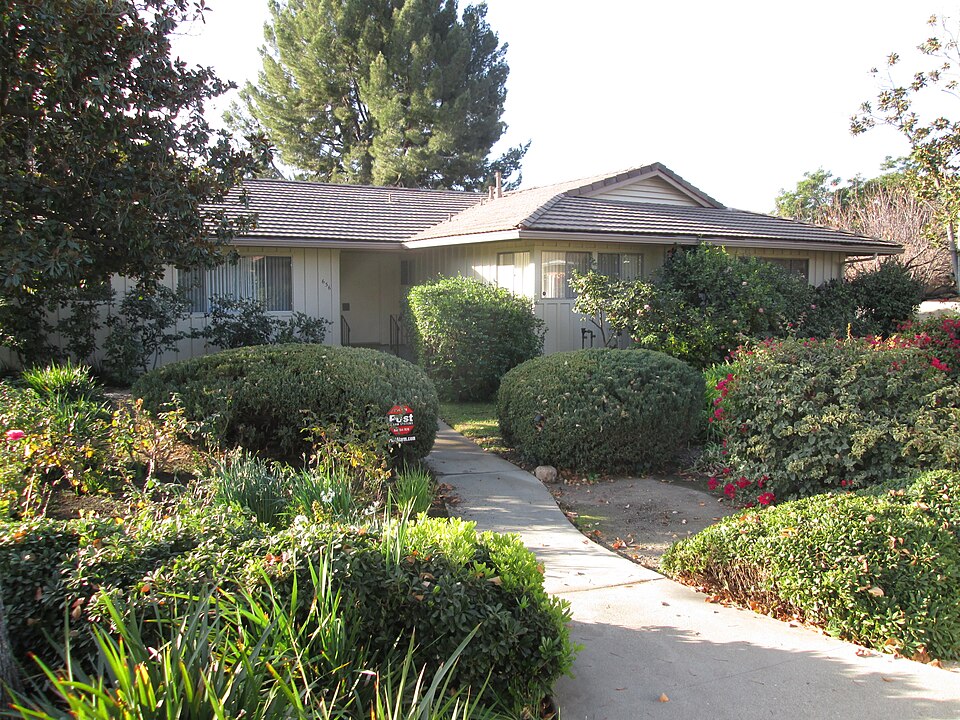 Photograph of Peter Drucker House