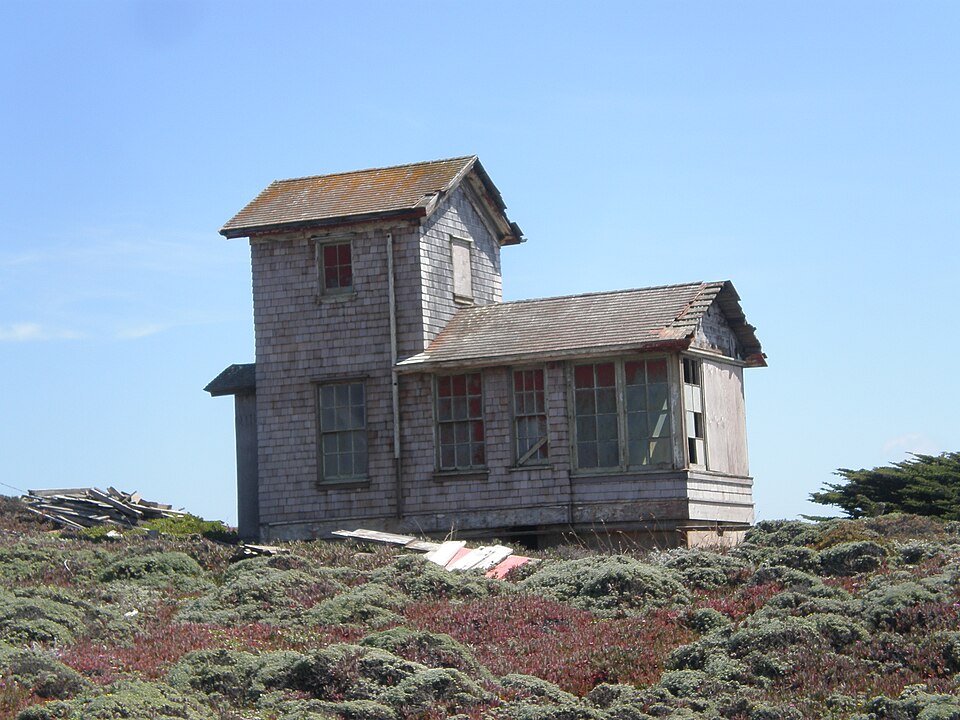 Photograph of Point Reyes Naval Radio Compass Station