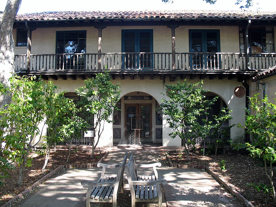 Photograph of Palo Alto Medical Clinic