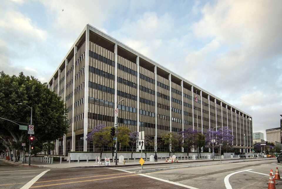 Photograph of 300 North Los Angeles Street Federal Building