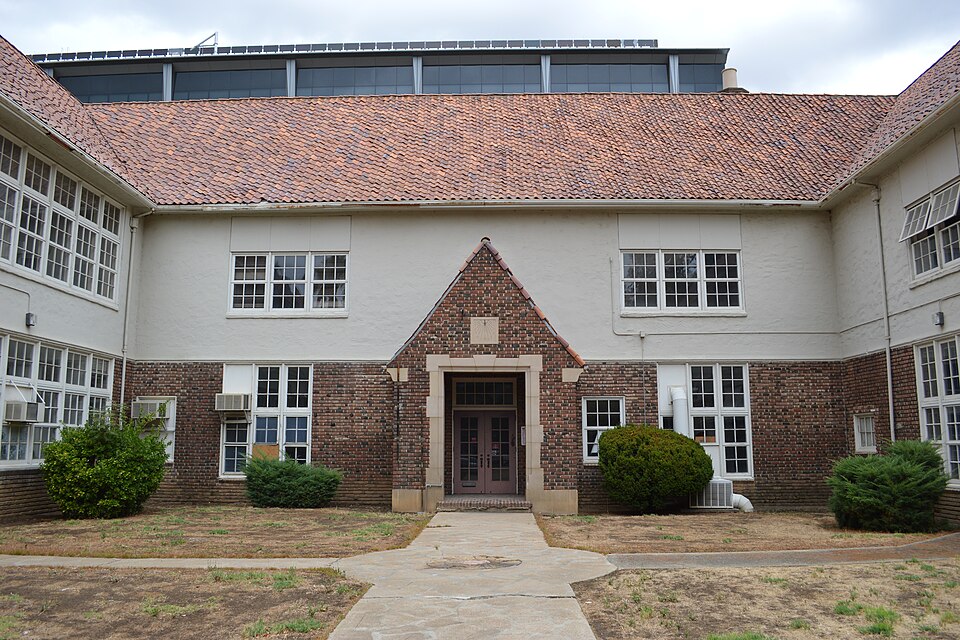 Photograph of Thomas Jefferson School