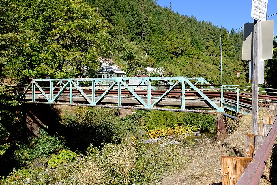 Photograph of Hansen Bridge