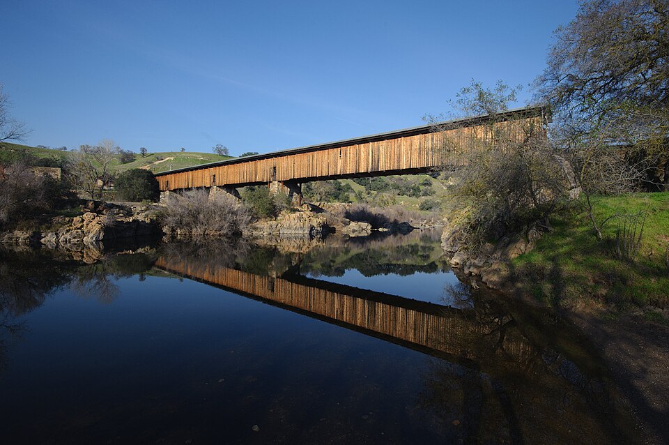 Photograph of Knight's Ferry Bridge