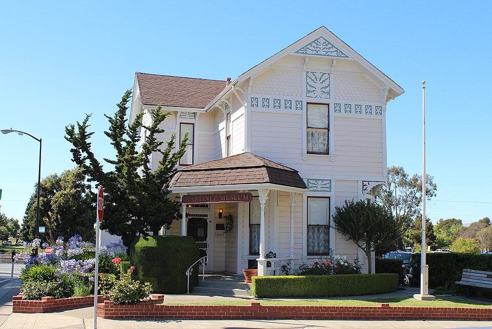 Photograph of Borland House
