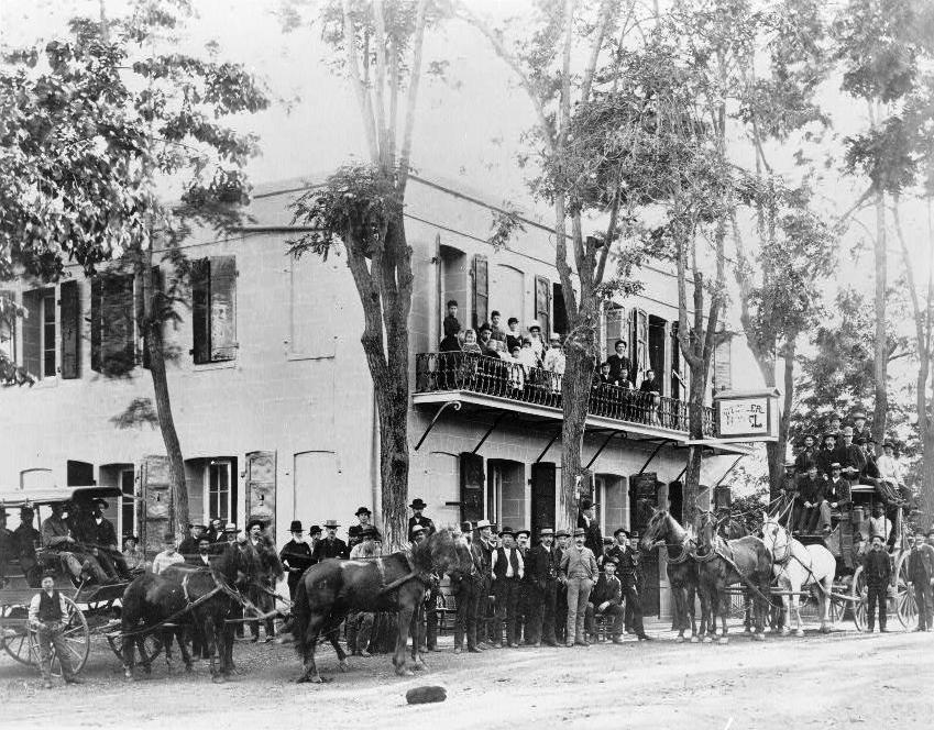 Photograph of Murphys Hotel