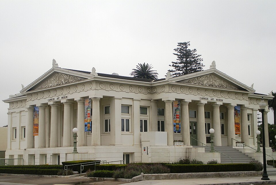 Photograph of Carnegie Art Museum