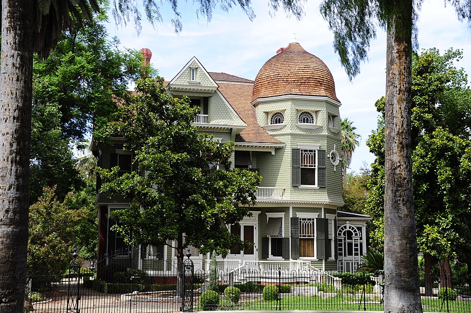 Photograph of Heritage House