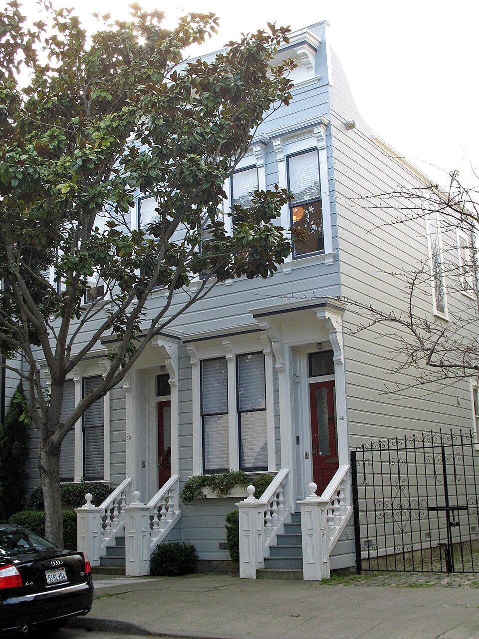 Photograph of Building at 33-35 Beideman Place