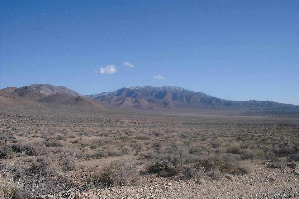 Photograph of Skidoo