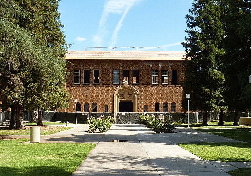 Photograph of Old Administration Building, Fresno City College