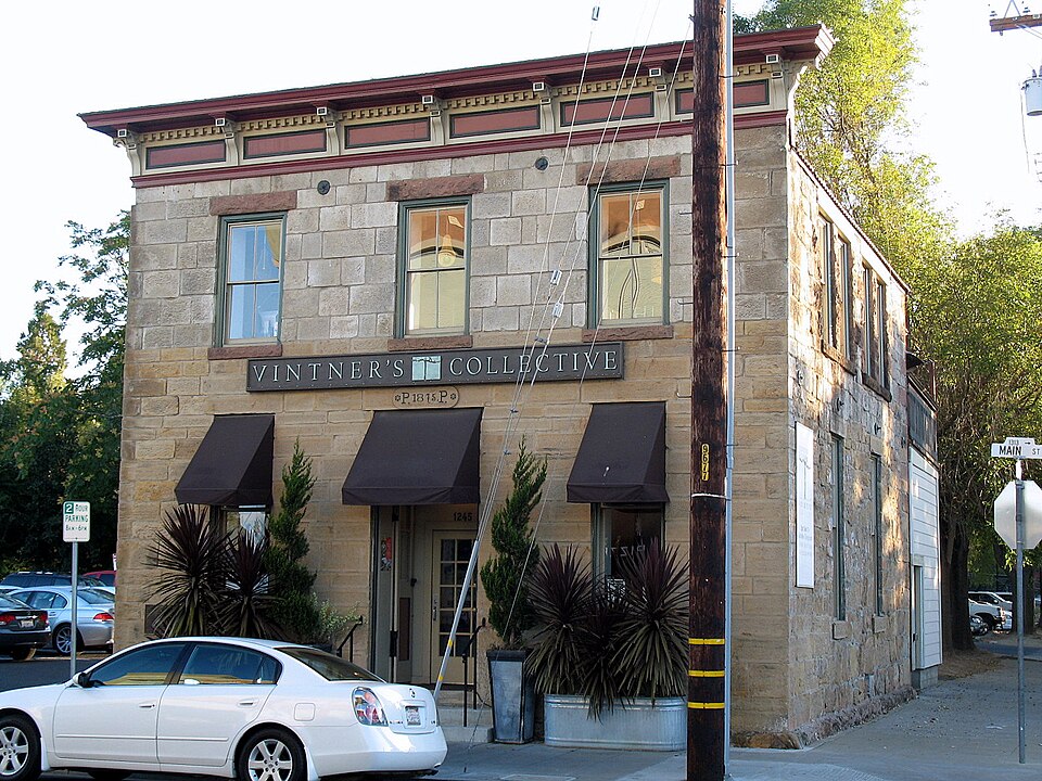 Photograph of Sam Kee Laundry Building