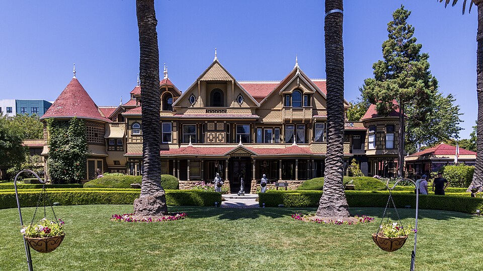 Photograph of Winchester Mystery House