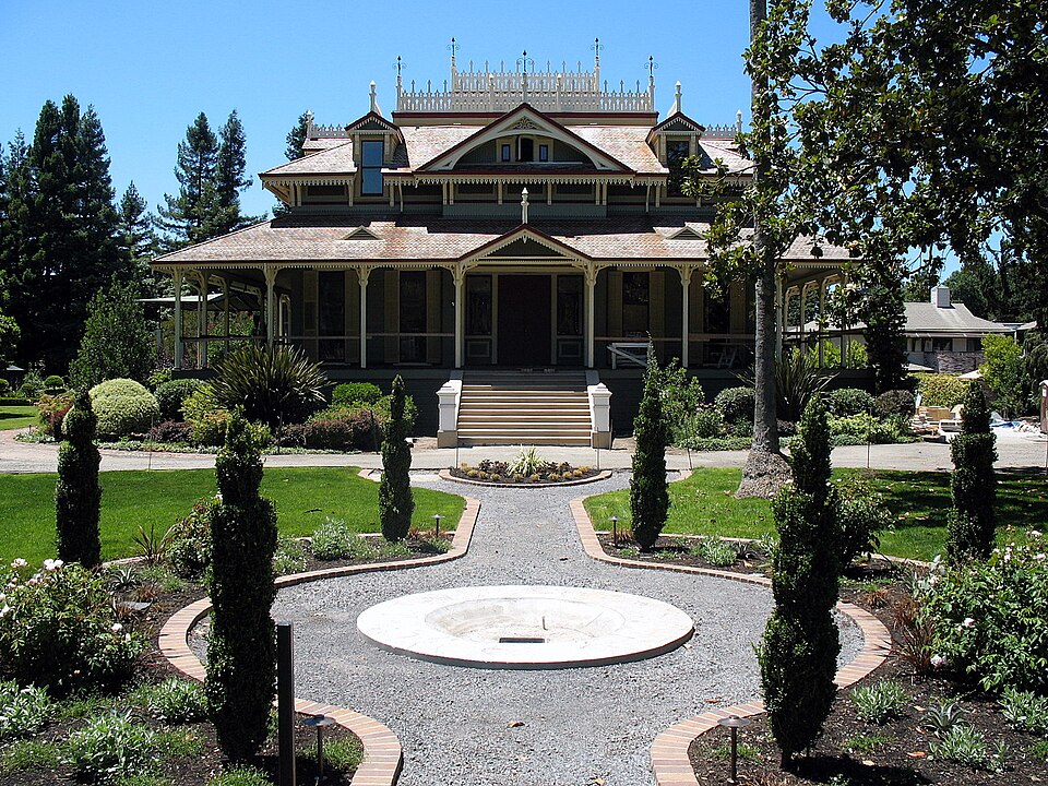 Photograph of McDonald Mansion