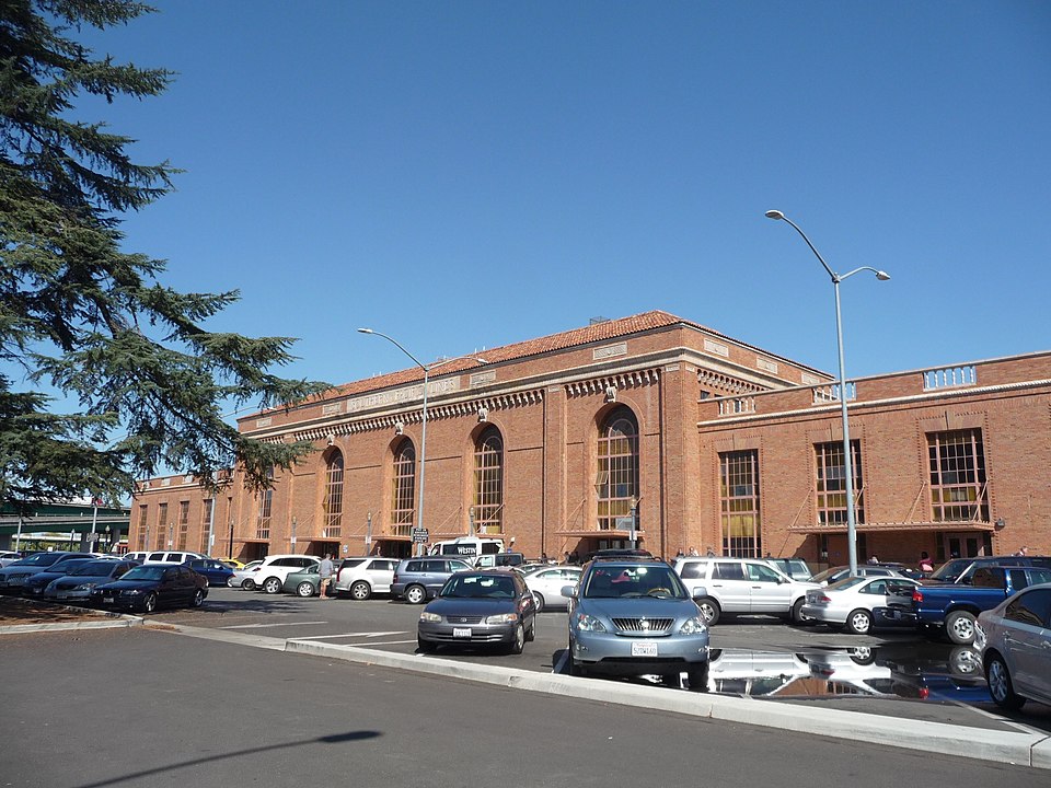 Photograph of Sacramento Valley Station