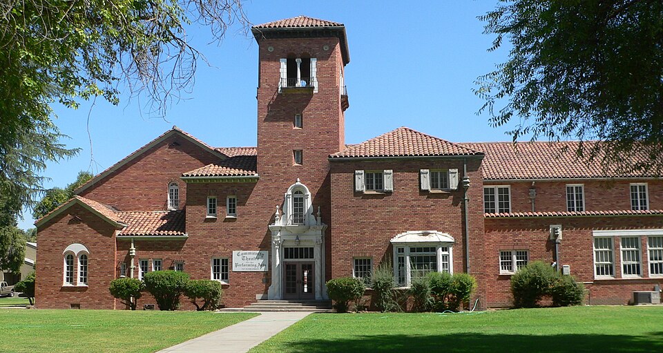 Photograph of Colusa High School and Grounds