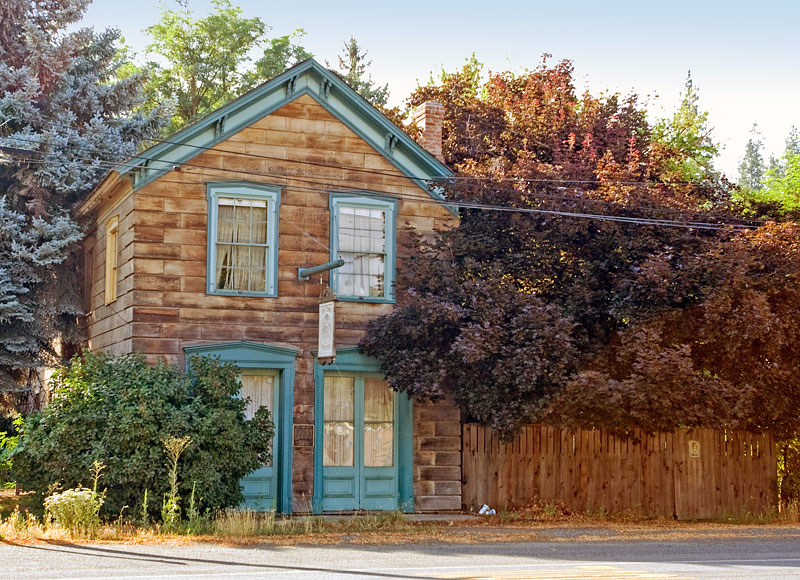 Photograph of Fort Jones House