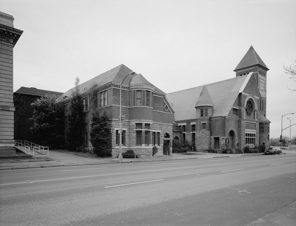 Photograph of First Unitarian Church of Oakland