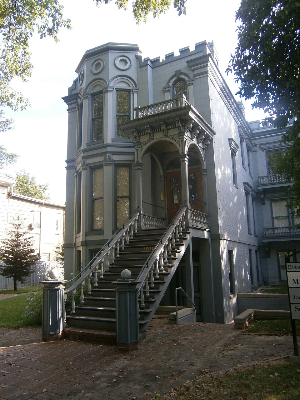 Photograph of Hubbard-Upson House