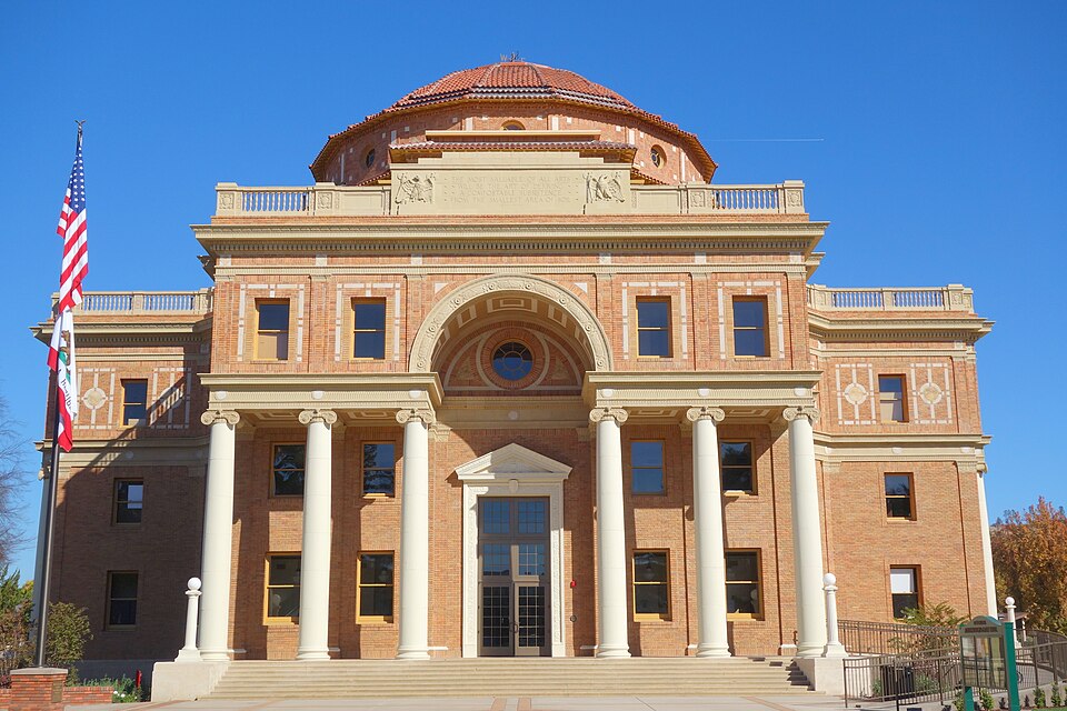 Photograph of Atascadero Administration Building