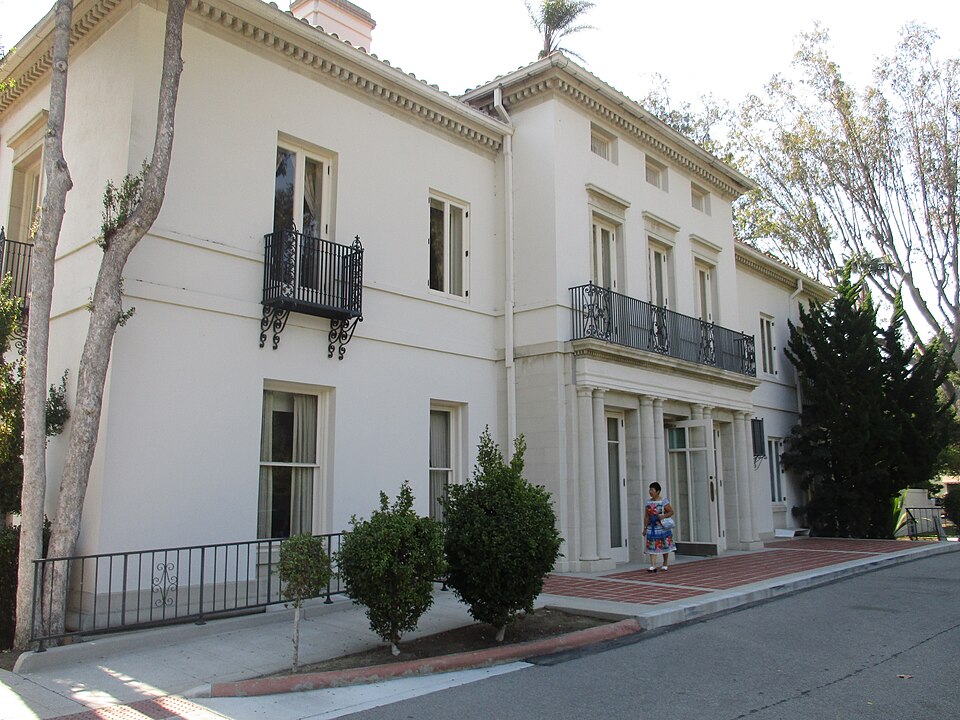 Photograph of Berylwood