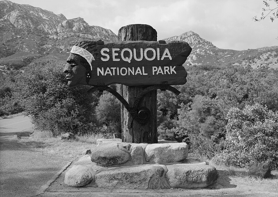 Photograph of Ash Mountain Entrance Sign