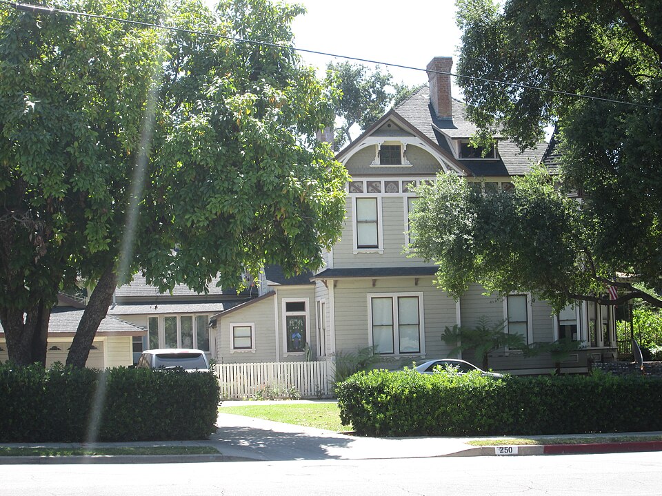 Photograph of The Oaks