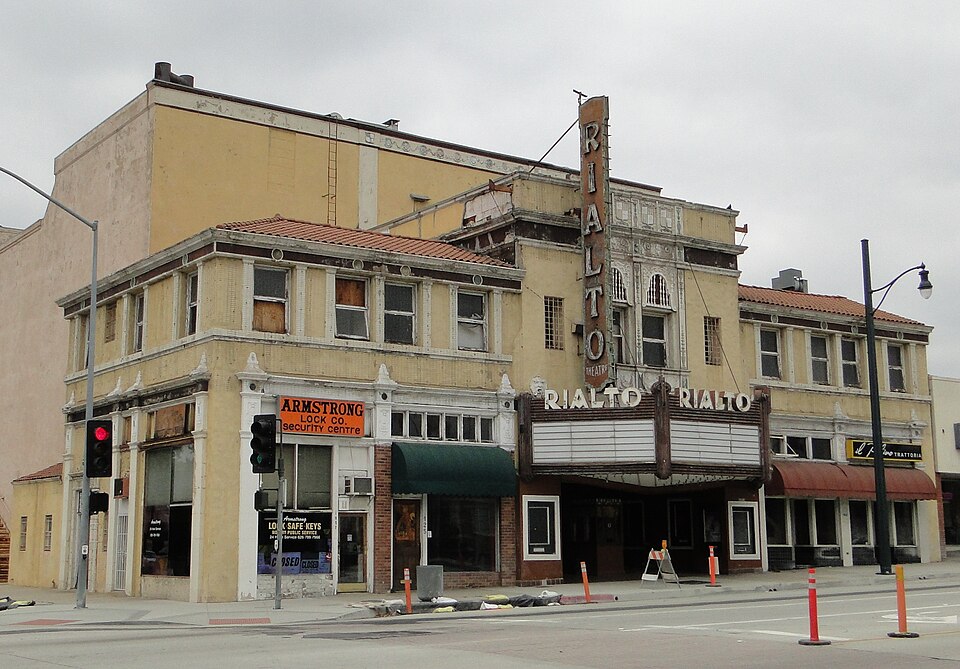 Photograph of Rialto Theatre