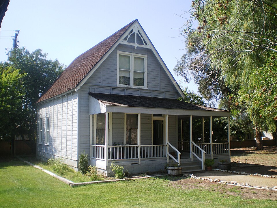 Photograph of Colony House