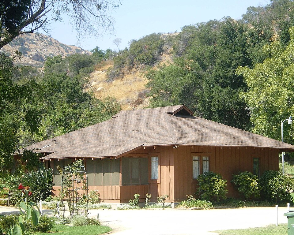 Photograph of Minnie Hill Palmer House