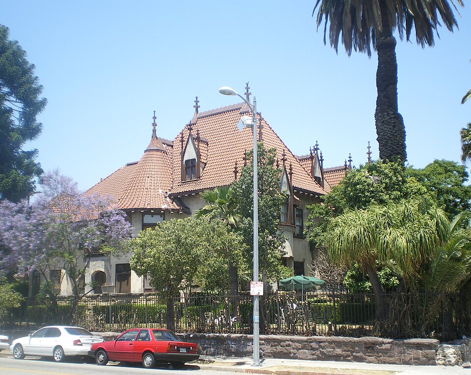 Photograph of Susana Machado Bernard House and Barn