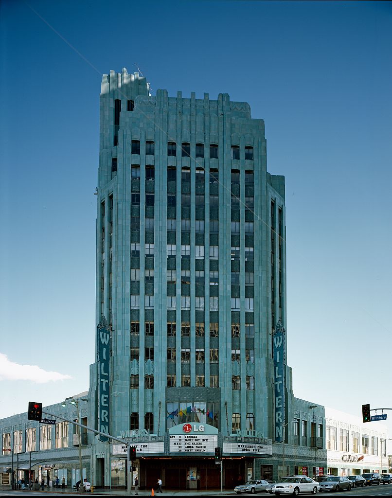 Photograph of Pellissier Building and Wiltern Theatre