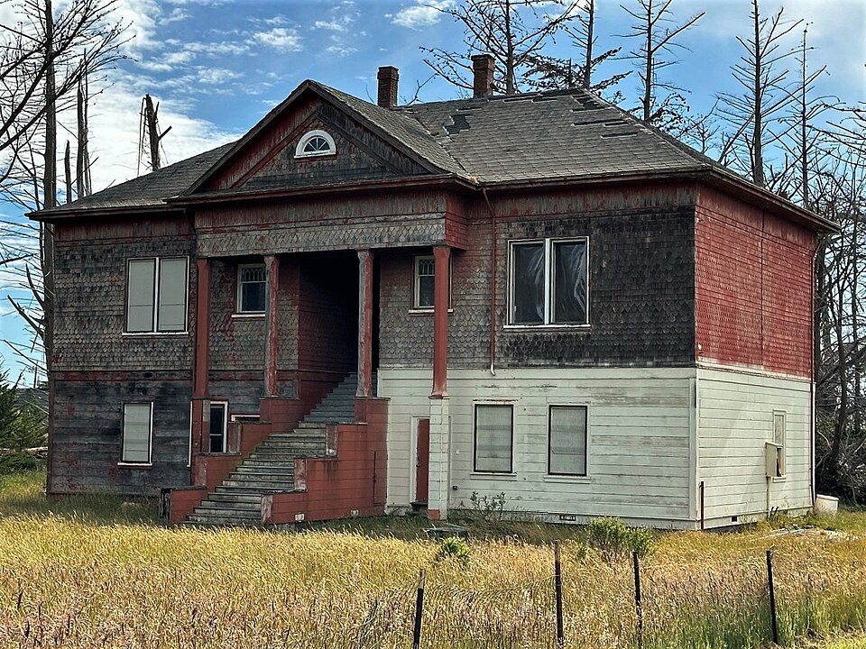Photograph of Manchester Schoolhouse